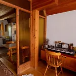 House Pr' Ta Star Lip' Feriehus *
