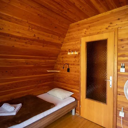 House Pr' Ta Star Lip' Holiday home Rakitna